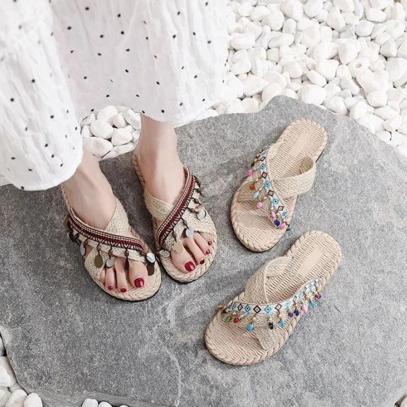 Geflochtene Damen Hausschuhe Draußen Flache Schuhe für Damen Neue Kollektion Mode Pantoletten Wasserdicht Sommer Schuhe Top Designs Sandalen