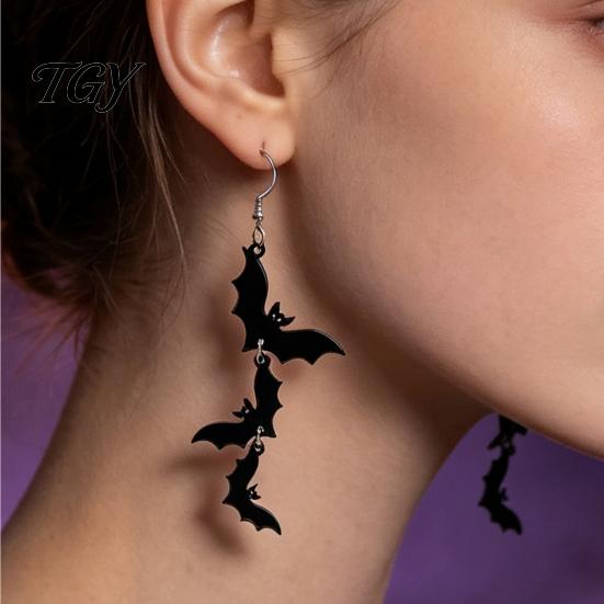 Halloween Acrylic Earrings for Women 1 Pair Women, Gothic Dangle Earrings, Decorative Holiday Jewelry Costume Parties Spooky Bat Pumpkin Skeleton Drop