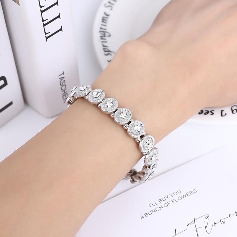 Zinc Alloy Stretch Bracelet With Czech Crystal Inlay Geometric Design Women Men Fashion Accessory Silver