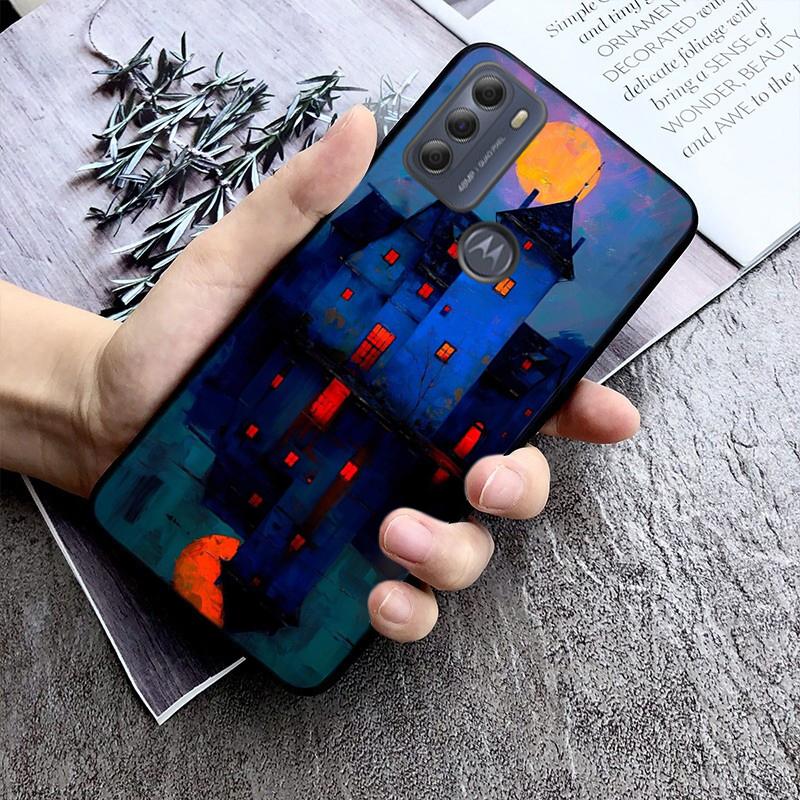 Phone Case For Moto G85 G55 G05 G14 G75 G31 G50 G10 G20 G30 G60 G13 G32 G84 G54 G53 G72 G24 Power House Night Light Moon Scenery