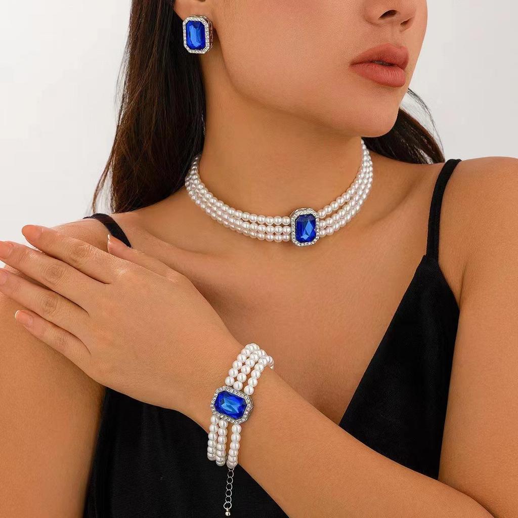 Hepburn Retro Faux Pearl & Gemstone Jewelry Set: Multi-Layer Choker, Bracelet, & Stud Earrings for Women