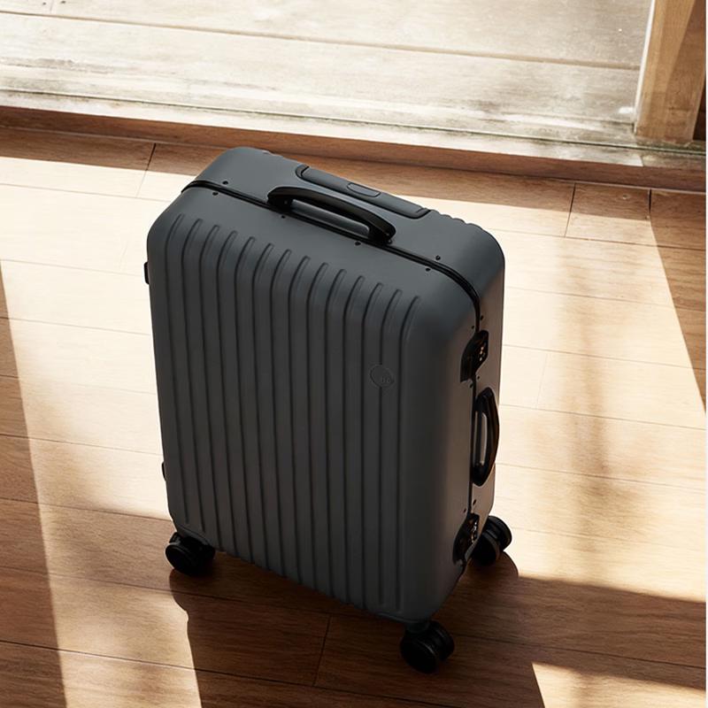 ITO Hardside Spinner Luggage