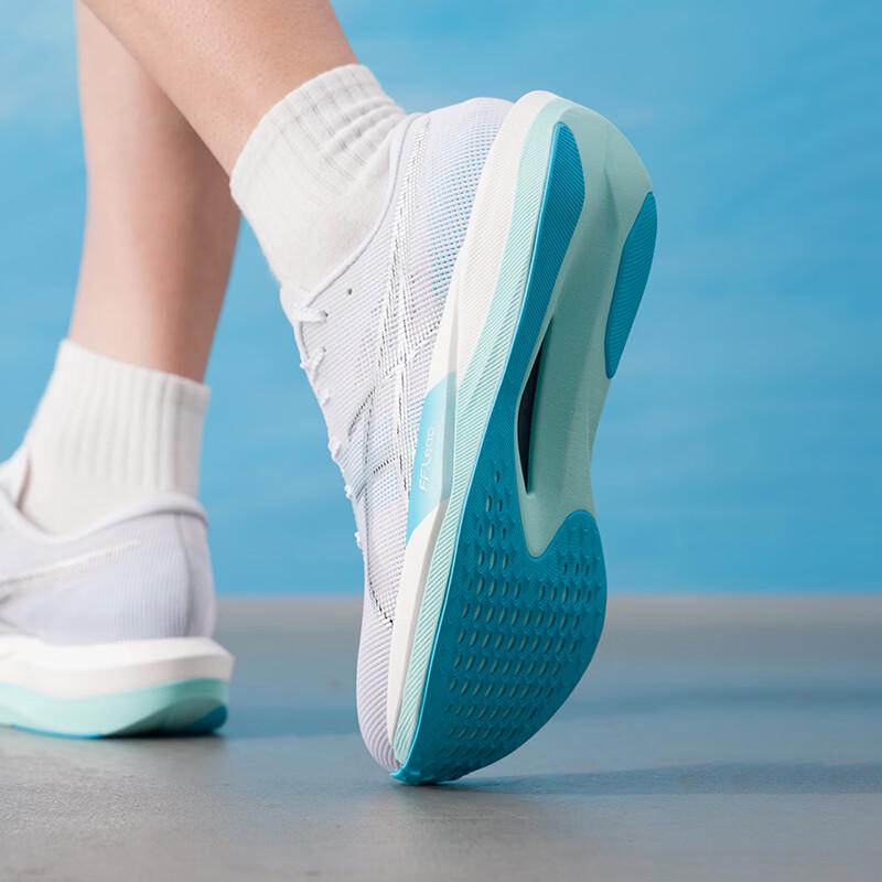 ASICS Unisex Road Racing Running Shoes