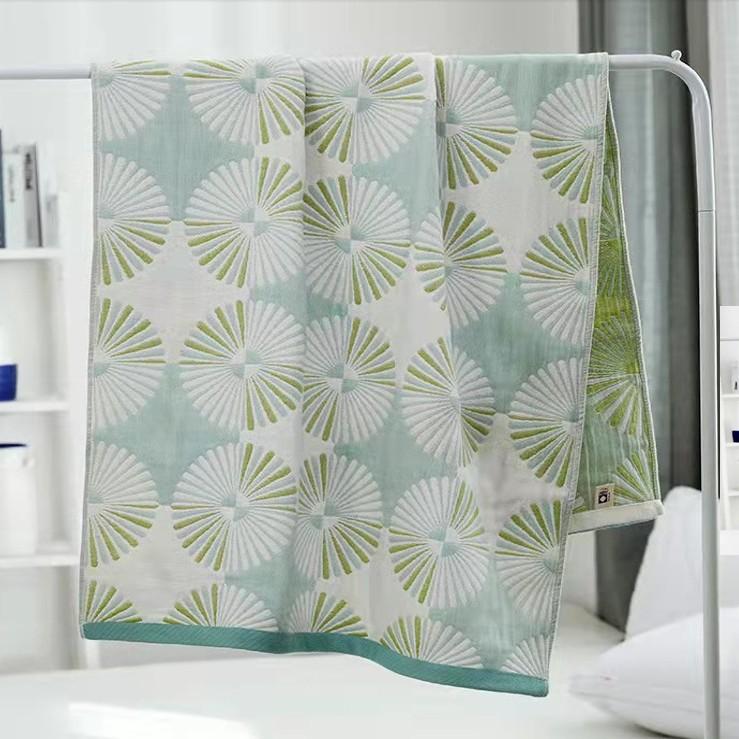 China Colored Jacquard Pure Cotton Four-Layer Gauze Bath Towel Men Women Extra-Large Adult Beach Towel Soft Absorbent