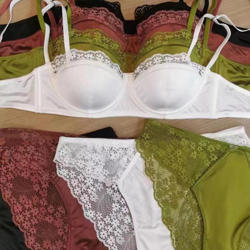 Französisches Satin-Spitzen-Dessous-Set: Sexy Anti-Hänge-BH