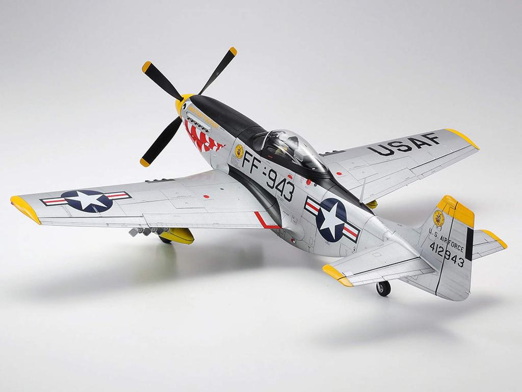 Tamiya Aircraft Series 28 North American Mustang Plastic Model Kit 60328 1/32 No. F-51D (Korean War)