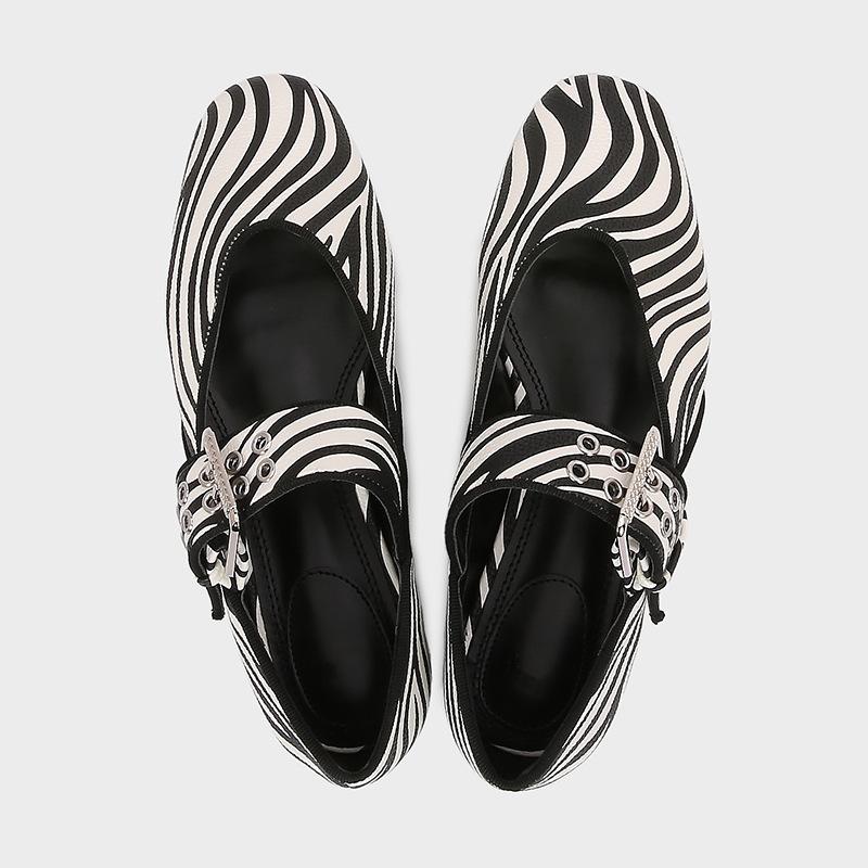 Fashion Fashion Zebra Print Ballet Flats Women Luxury Wide Strap Metal Buckle Mary Jane Shoes Comfort Casual Designer Shoes for Women