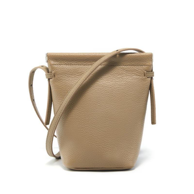 Large screen mobile phone bag female messenger new mini bag, high-end feeling, small and lightweight first-layer cowhide bucket bag