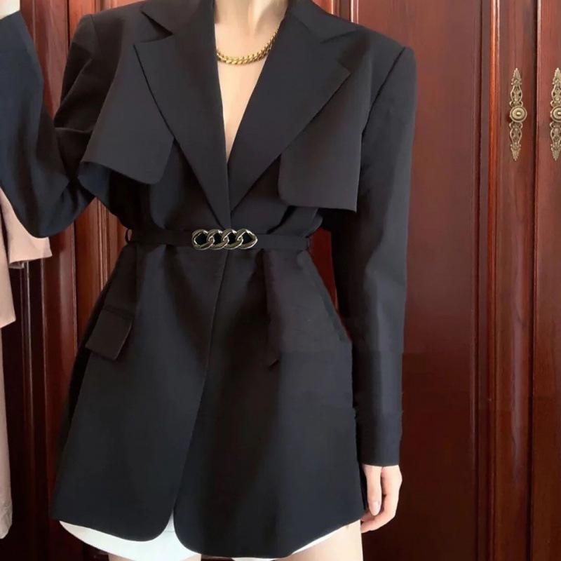 

Пояс-цепочка из искусственной кожи черного цвета для женщин, идеально подходящий для джинсов, платьев и пальто, с элегантной серебристой пряжкой