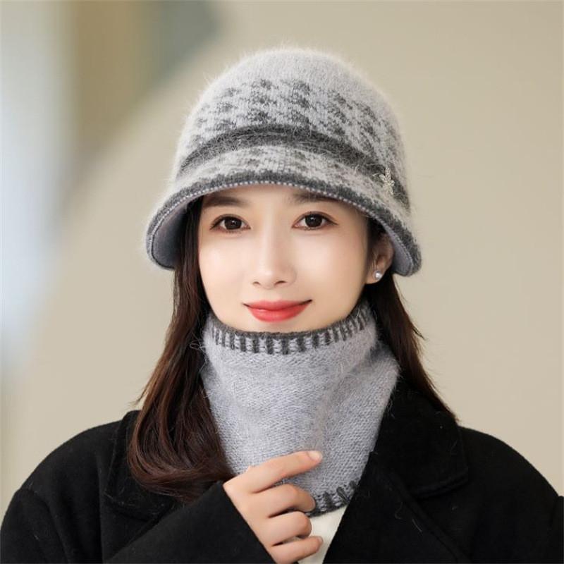 Knitted Hat Set For Middleaged Women Winter Warm Plush Flower Petal Design Outdoor Travel