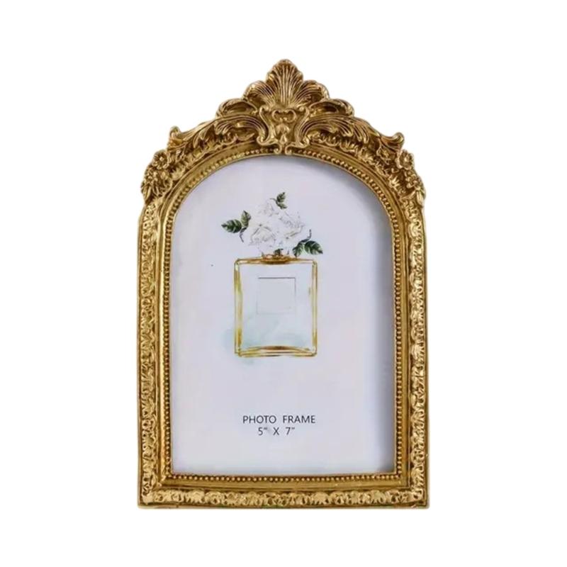 Ornamentals Resins Pictures Frame In Arched Design For Displaying Cherishing Memories