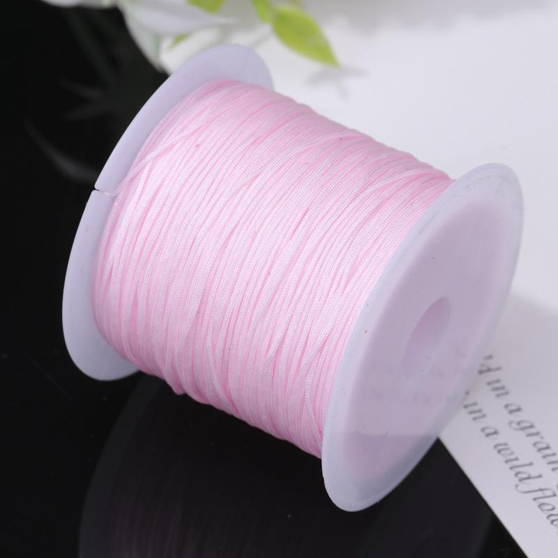 Boting Nr.. 73 Rot 0,6 mm Nicht-elastische Kordel für DIY Halsketten- und Armbandherstellung.