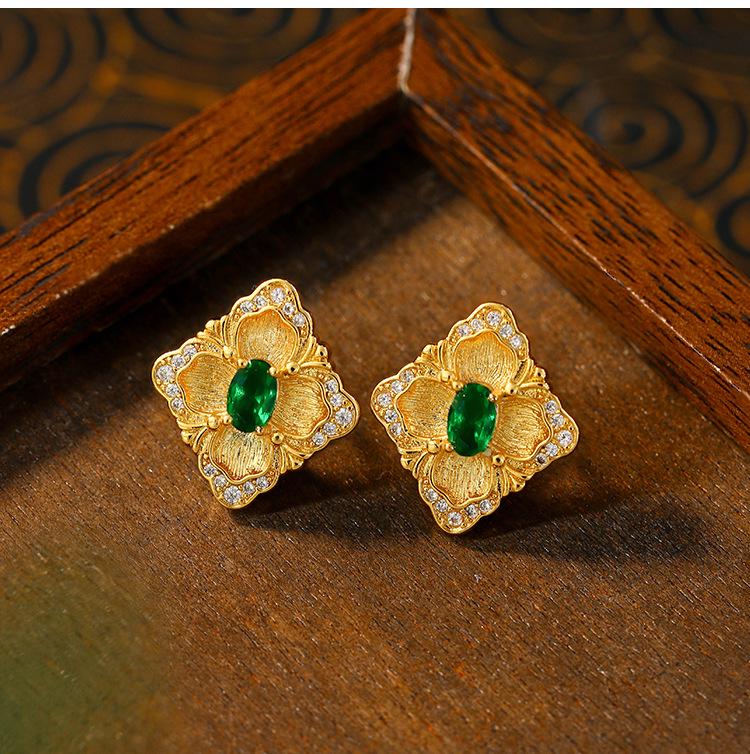 

Серьги-пусеты с цветными драгоценными камнями в итальянском стиле винтаж Gold Plated