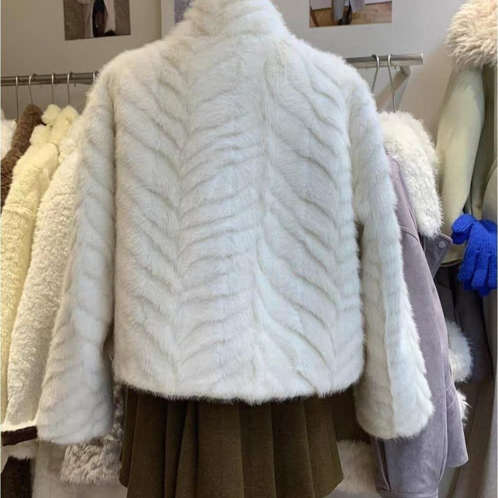 Short fur jacket women's clothing autumn and winter new small man with cotton thickened furry imitation mink hair top