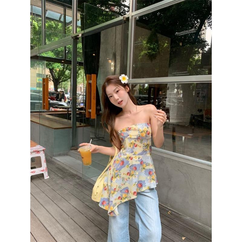 Summer Fresh and Sweet Age-reducing Floral Design Tube Top with Suspenders for Women Gender-neutral Irregular Hem Waist-cinching Top