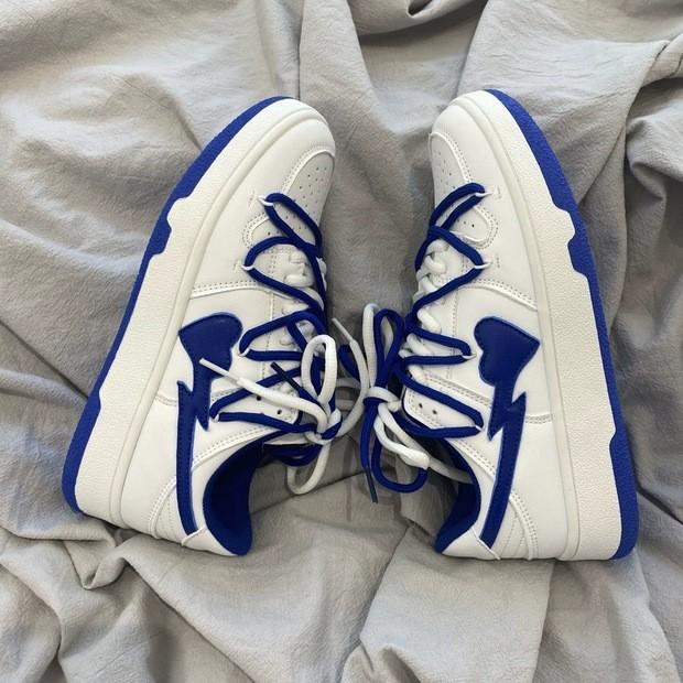 Fashion 2024 New Style Couple Heart Shaped Sneakers High Quality Women's Casual Sports Shoes Stylish Lace-up Men's Flats Couple Shoes