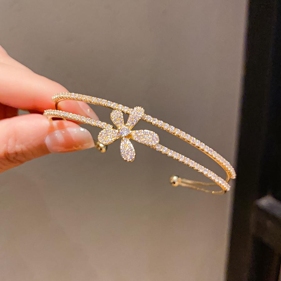 Elegant Zircon Flower Double Layer Bracelet With Cubic Alloy For Fashion Casual Wear