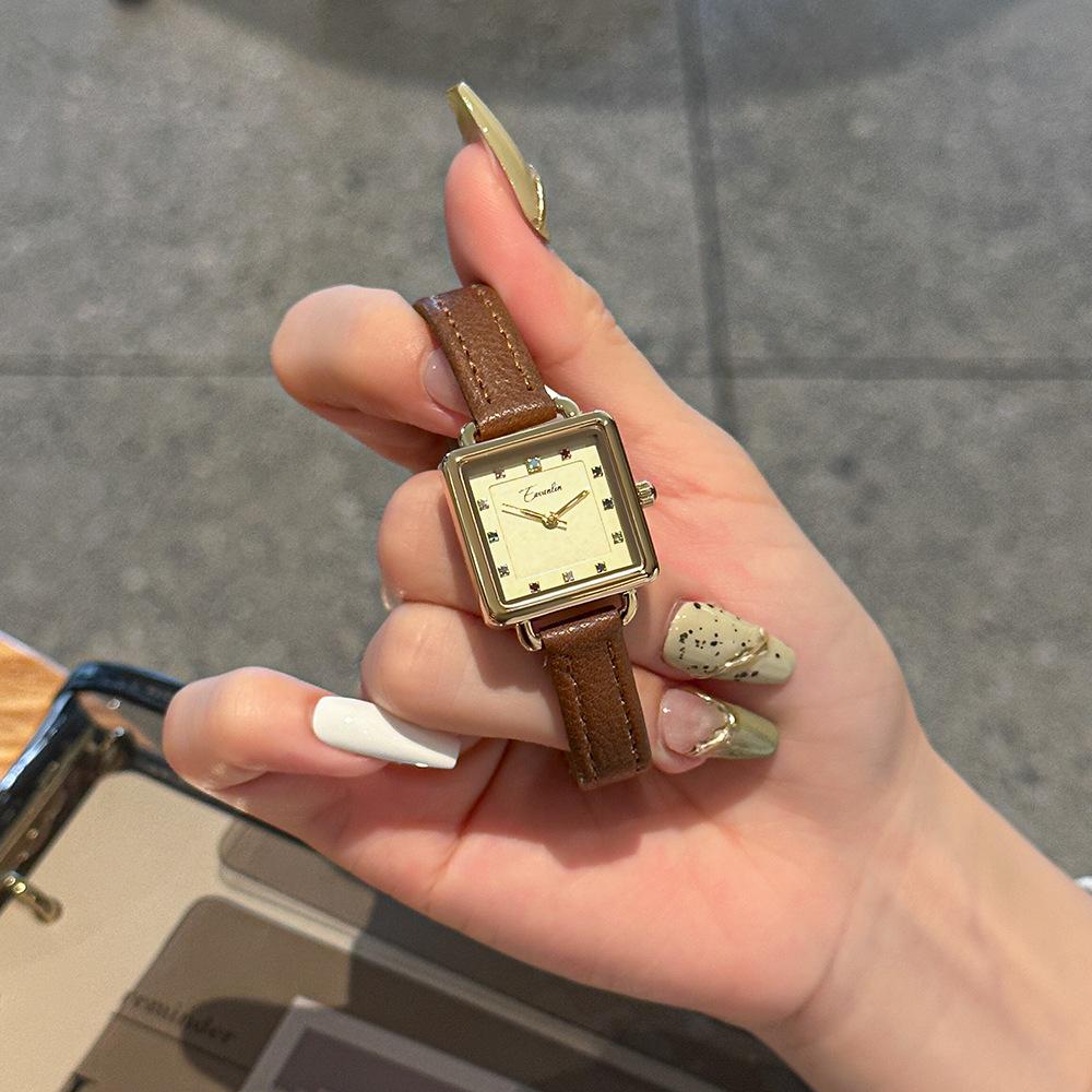 Second-hand Diamond-encrusted Small Square Watch Casual Student Commuting Niche Quartz Watch Daily Simple Belt Watch for Women