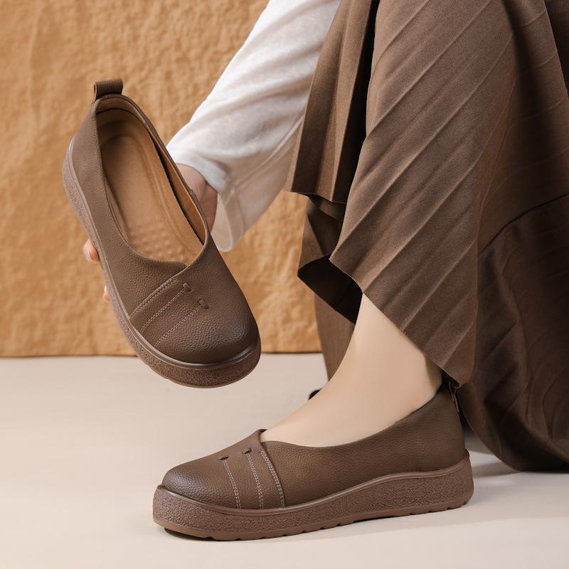 2026 Spring Autumn Mother Shoes Platform Loafers Retro Flat Soft Ladies Casual Shoes Brand Thick Sole 3cm Big Size 41