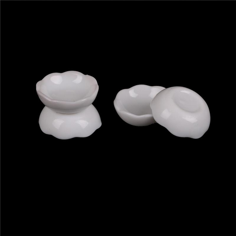 

4 шт. 1/12 Кукольный домик Кухонные принадлежности Белая рифленая миска Миниатюра