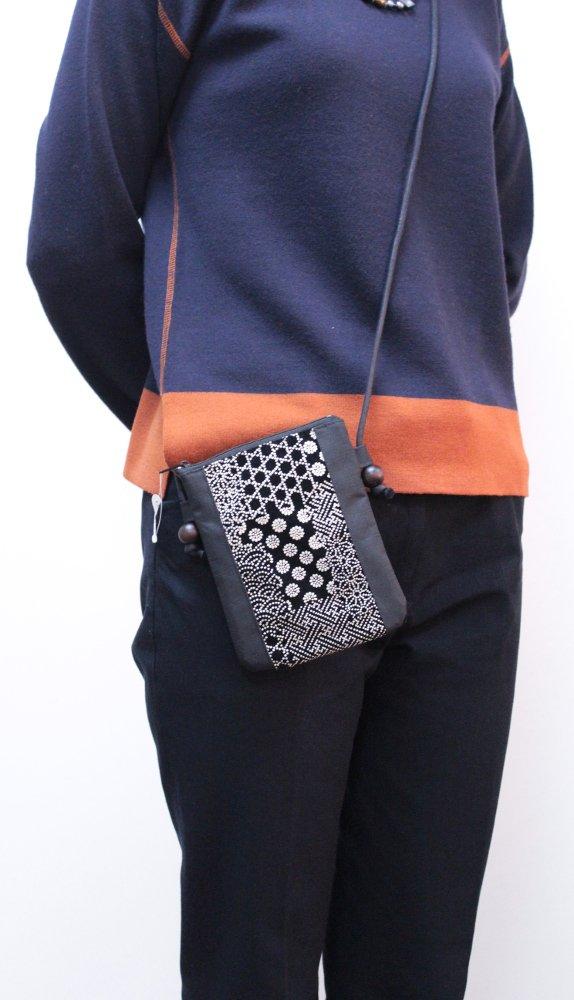 Maruzen Suede Walking Pochette in Seigaiha Pattern Inden-style