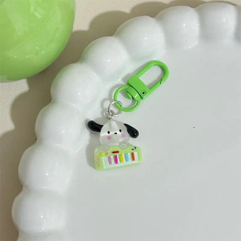 

Случайный брелок для ключей в виде пианино с животным, мультяшный стиль, сердце для девочки, украшение для студенческого рюкзака, милый подарок для подруг 1pcs разноцветный