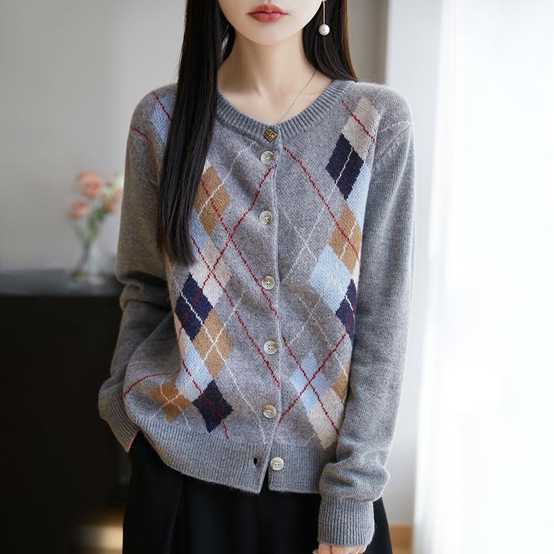 Cardigan ușor, 50% lână, 50% mătase de dud, pentru femei - tricotaje versatile pentru 4 sezoane pentru confort și stil pe tot parcursul anului