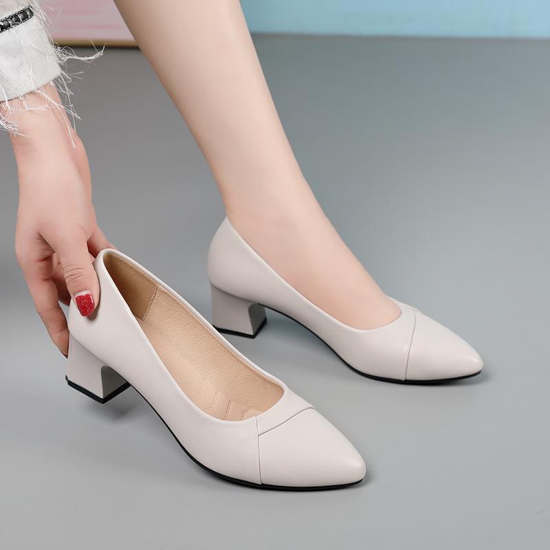 Spring & Autumn 2022 Chunky Heel Soft Leather Mom Shoes - Comfortable Low-Cut for Middle-Aged & Elderly Women