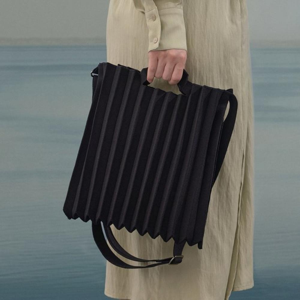 Pleatsmama Black Studio Bag