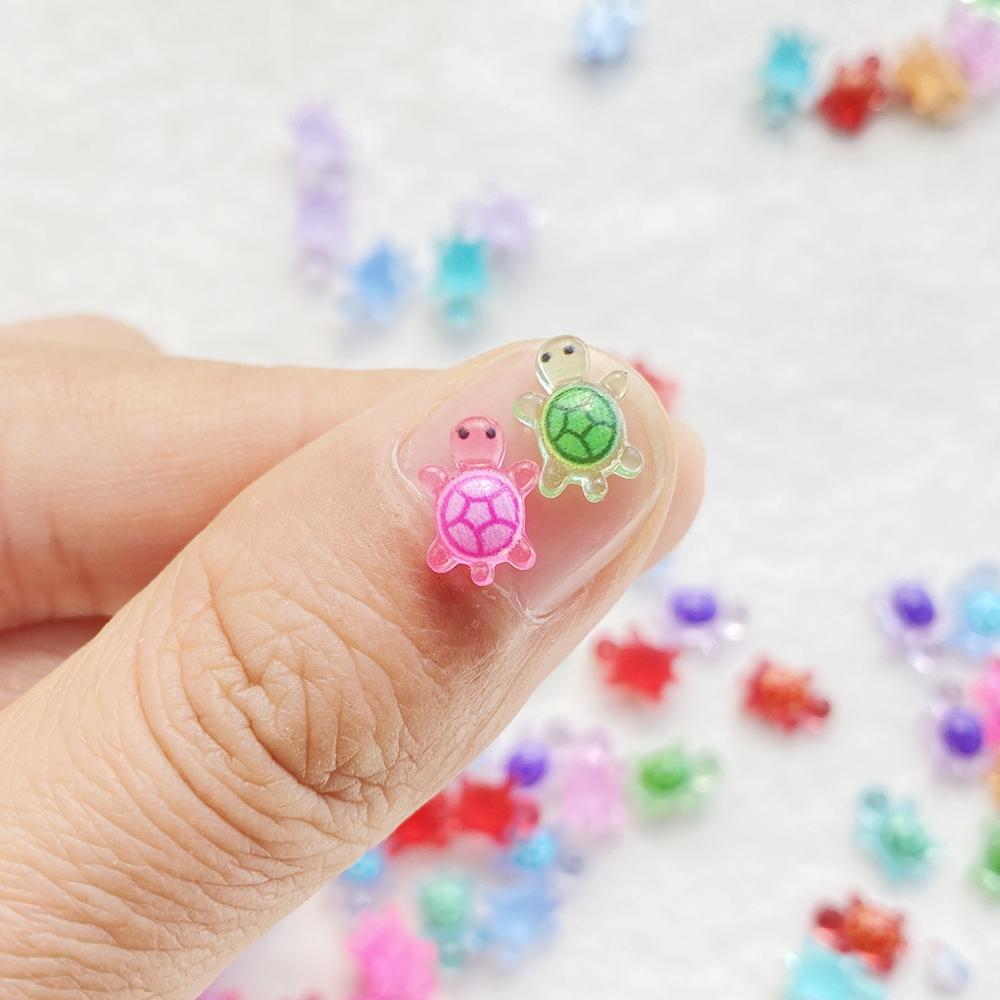 100 Stück Süße Harz Cartoon Kleine Schildkröte Nagelkunst Harz Designer Anhänger DIY Basteln für Nägel 3D Dekorationen Schmuck