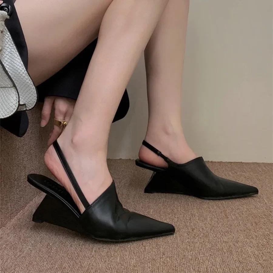 Fashion Wedge Strange Style High Heels Women Sexy Pointy Toe Backstrap Sandals Covered Head Design Party Dress Mules Shoes Women Pumps