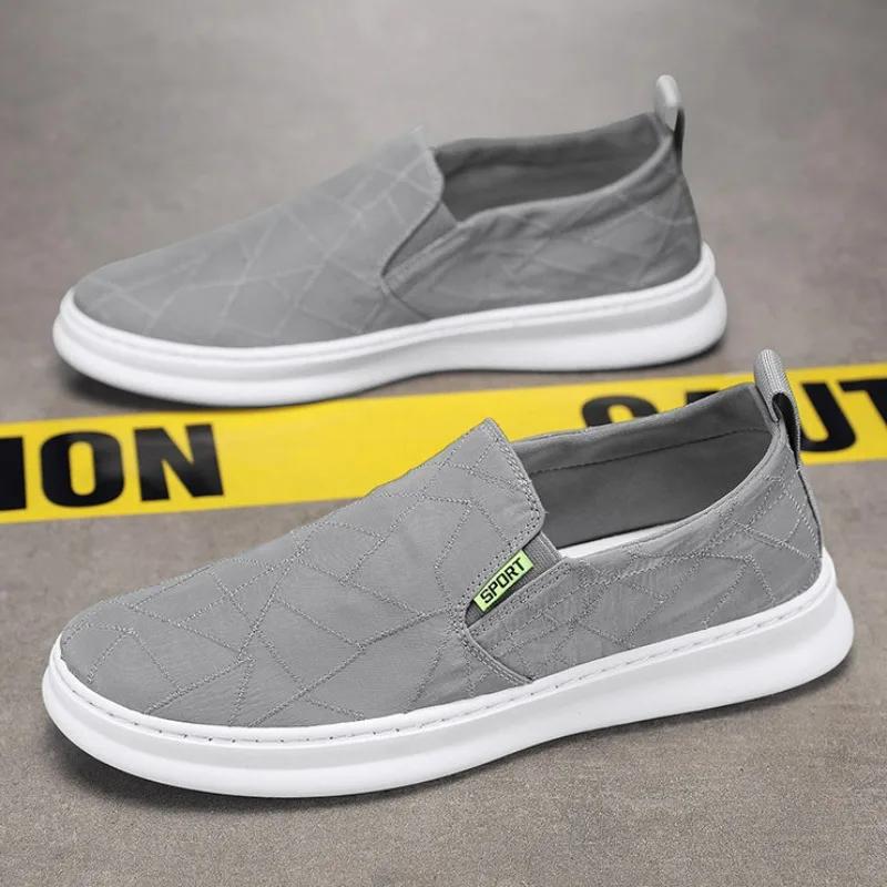 Fashion Mens Shoes Canvas Shoe Summer Fashion Lightweight Flat Slip on Breathable Casual Shoes Outdoor Sports Shoes Man Chaussure Hommes