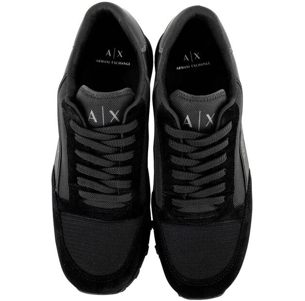 An Armani Exchange Half-Boots XUX083