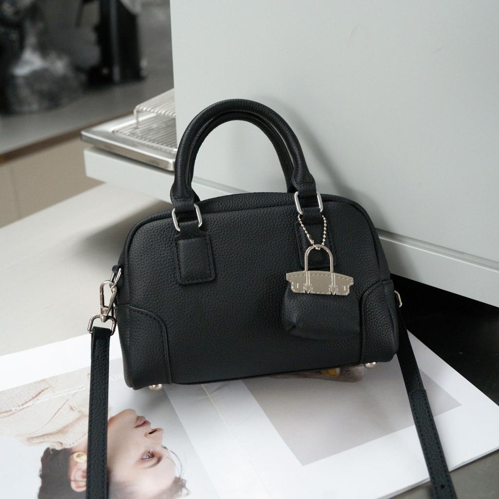 Cowhide Shoulder Women's Bag Large Capacity Portable Commuter Jewelry Fashionable Versatile Simple Zipper Tote Bag Genuine Leather