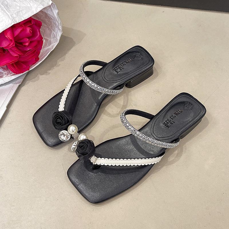 Open-toed Thick Middle-heeled Sandals for Women's Summer Wear 2025 New High-end Rose Toe Rhinestones with Slippers