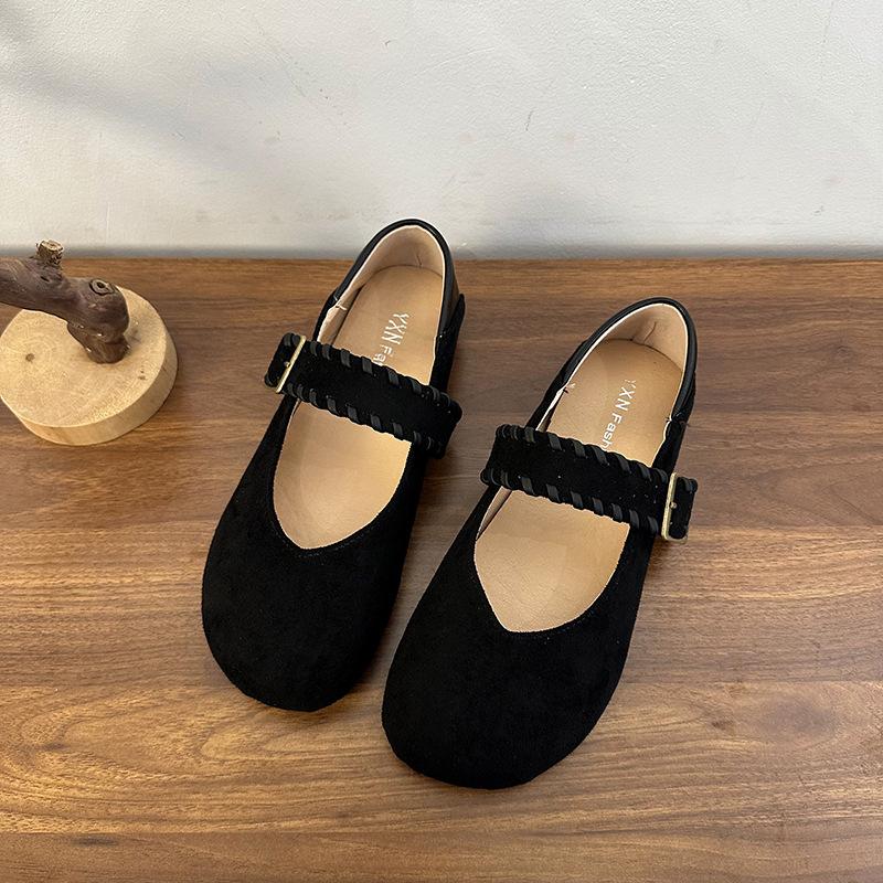 French flat-soled shallow-mouth single shoes women's 2025 new autumn comfortable retro Mary Jane shoes soft-soled leopard print beanie shoes