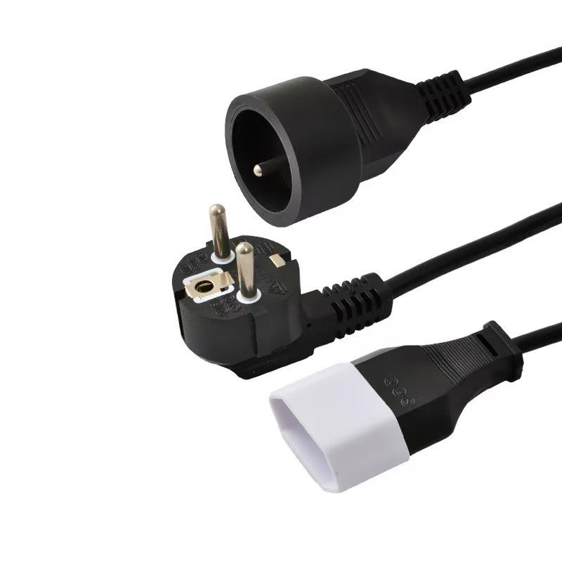 European Spec Outdoor Extension Cord with Socket, 75° American Standard Plug