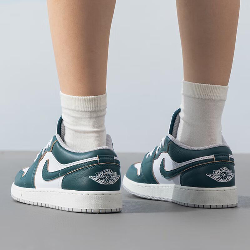 Air Jordan 1 Low 'Oxidized Green' GS FQ8041-300