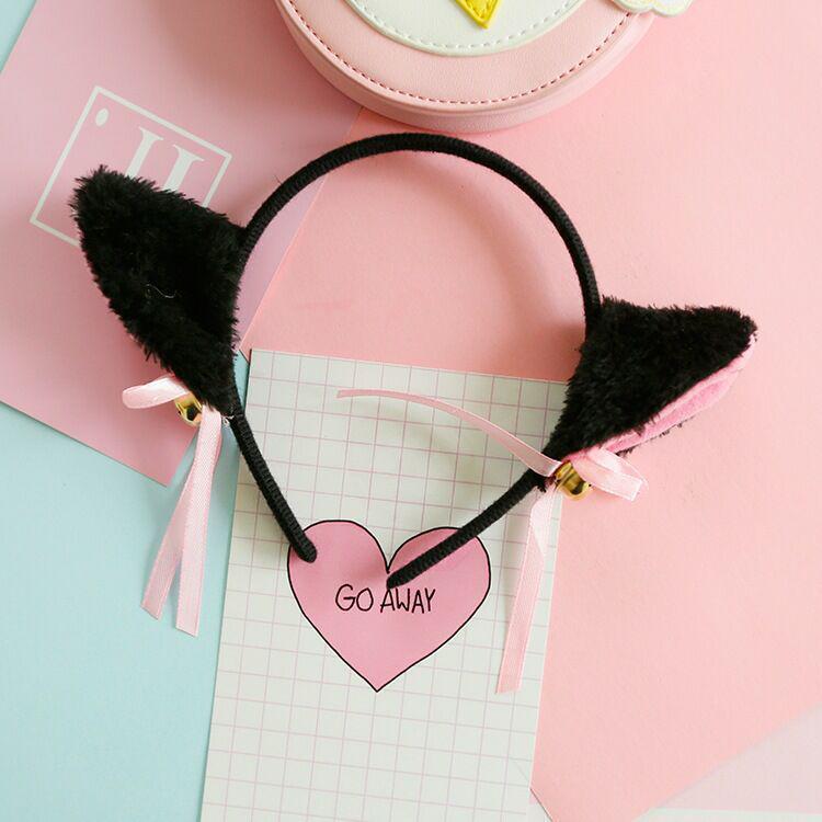 Verführerisches Dessous- und Accessoire-Set: Kopfschmuck, Nippelpasties, Vibrator, Schmuck - Verführerische Kombination