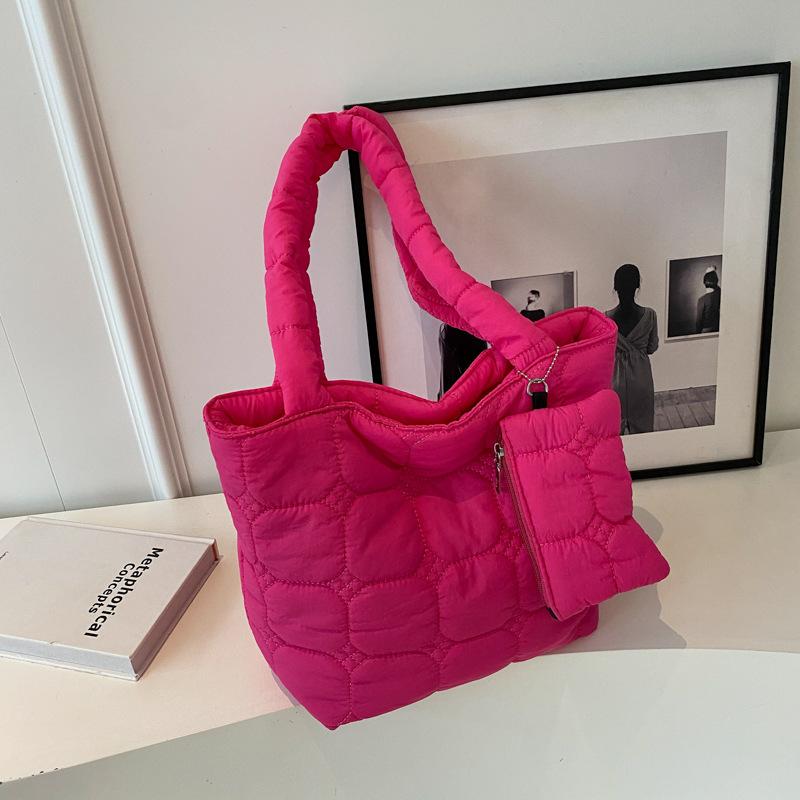 Autumn and winter casual large-capacity bag women's 2026 new Korean down cotton clothing bag simple shoulder tote bag