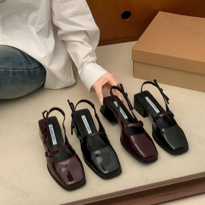 Fashion Elegant Bow Design Square Head Shallow Mouth Casual Sandals for Women 2025 Summer Back Strap Comfortable Coarse Heel Cool Pumps