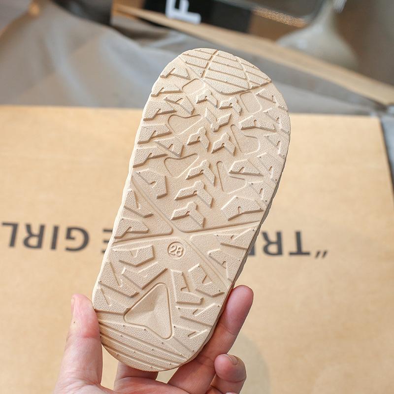 2026New Boys' Sandals for Older Children, Summer Open-toed Children's Sandals with Soft Soles and Non-slip Features, Toddler Beach Shoes
