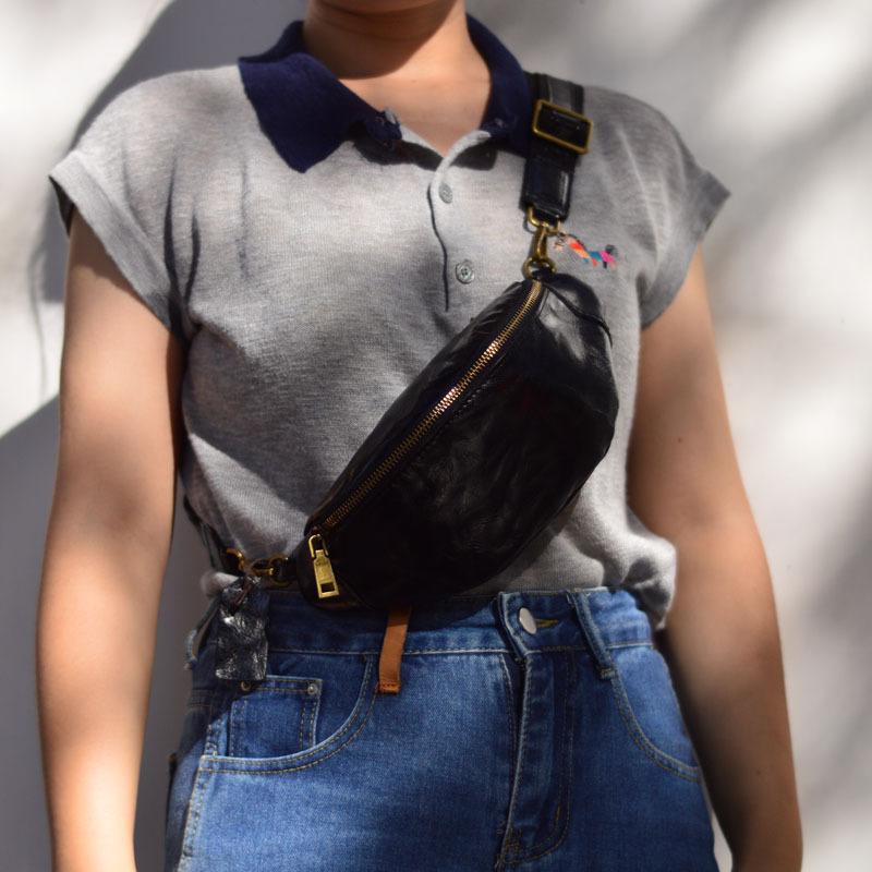 Унисекс Нагрудная сумка из шлифованной натуральной кожи 2026 - Легкая летняя сумка-кроссбоди Phe Повседневный мини-рюкзак для мужчин и женщин чёрный 6270₽