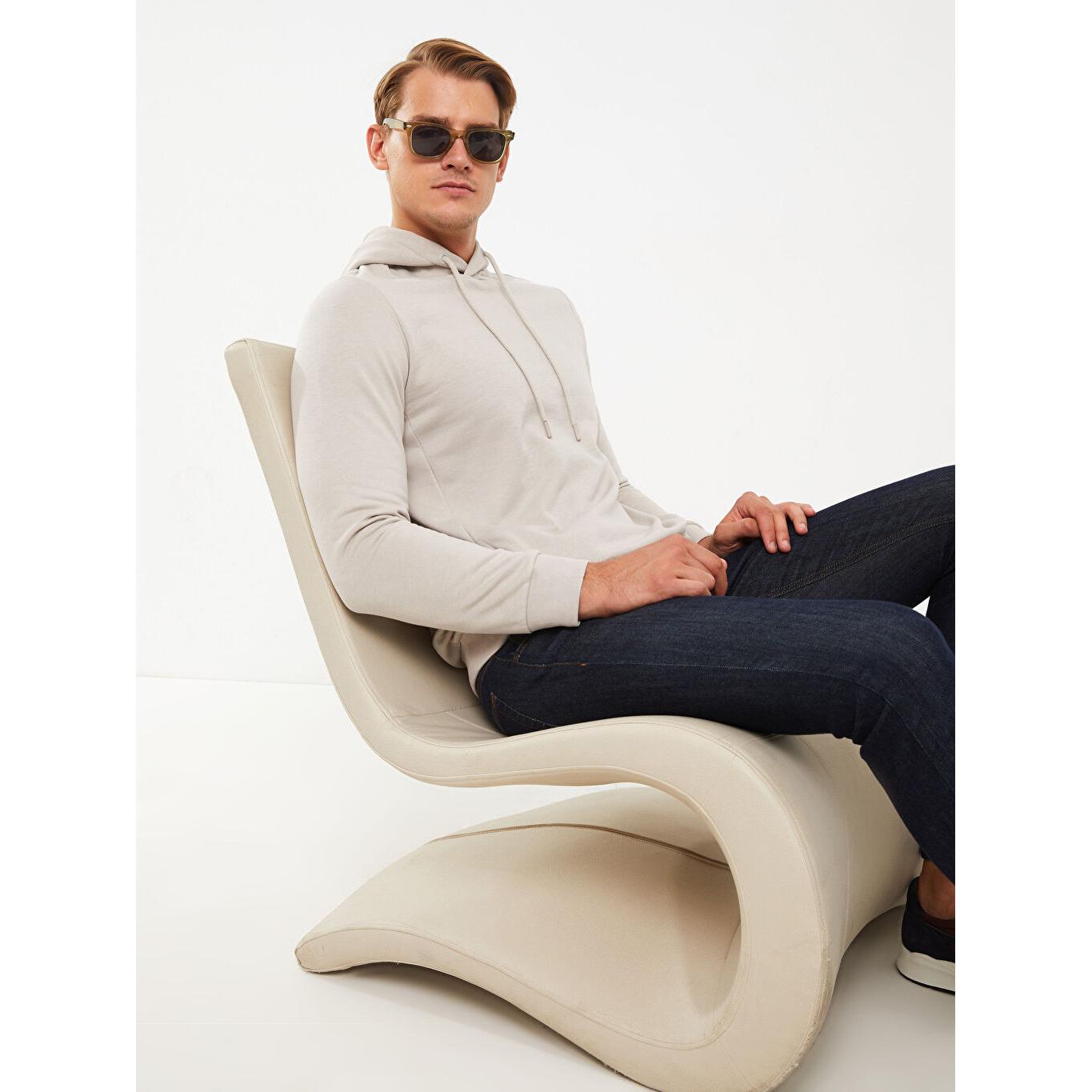 

Мужская толстовка с капюшоном и длинным рукавом бежевая