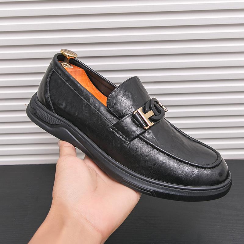 

Новые дизайнерские мужские кожаные туфли, трендовые люксовые брендовые деловые туфли с острым носком, повседневные туфли, кожаные мужские туфли с пряжкой 6 чёрный