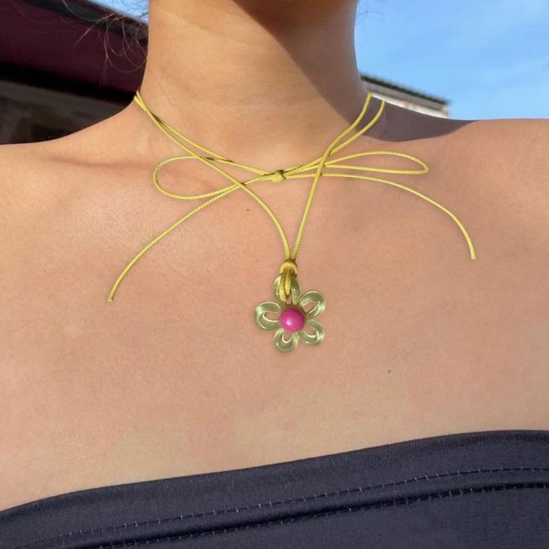 Elegant Floral Collar Necklace Unique Colorful Hollow Flower Clavicle Chain Wax Rope Acrylic Flower Choker Summer Beach