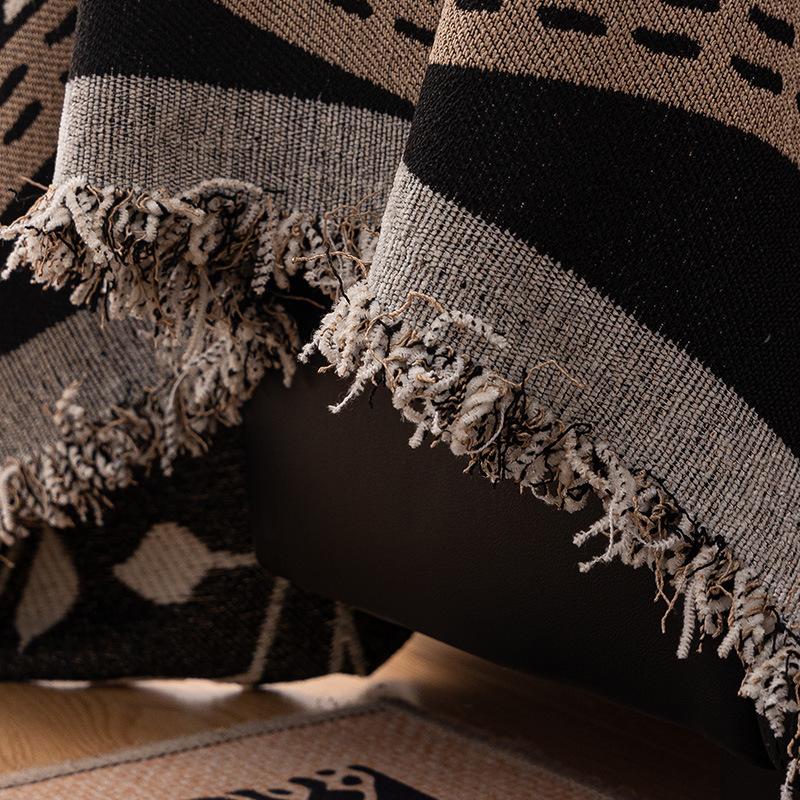 French Leaf Printed Sofa Towel With Tassels Skin-Friendly Chenille Knee Blanket For Office Multifunctional Dustproof Sofa Cover