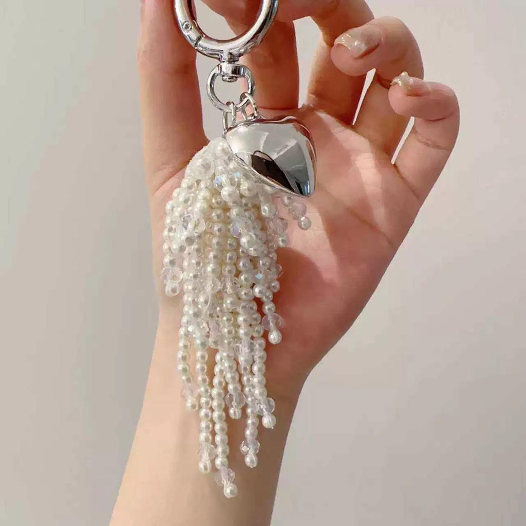 Elegant Heart Pearls Tassels Keychain for Women Featuring Sturdy Alloy Materials and Handmade Craftsmanship Use