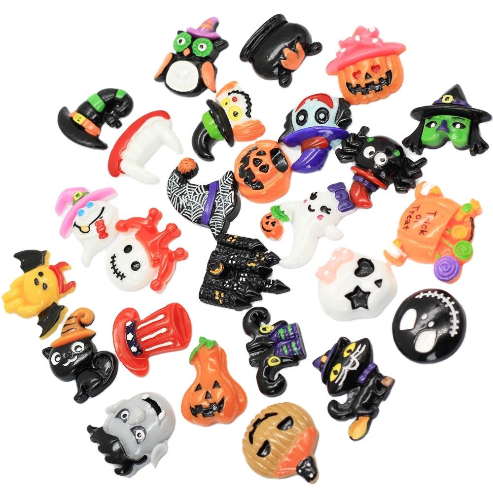 Halloween Series Random Mixed Design Broom Horse Pumpkin Cloud Resin Flatback Cabochon Kawaii for DIY Craft Decoration Miniature