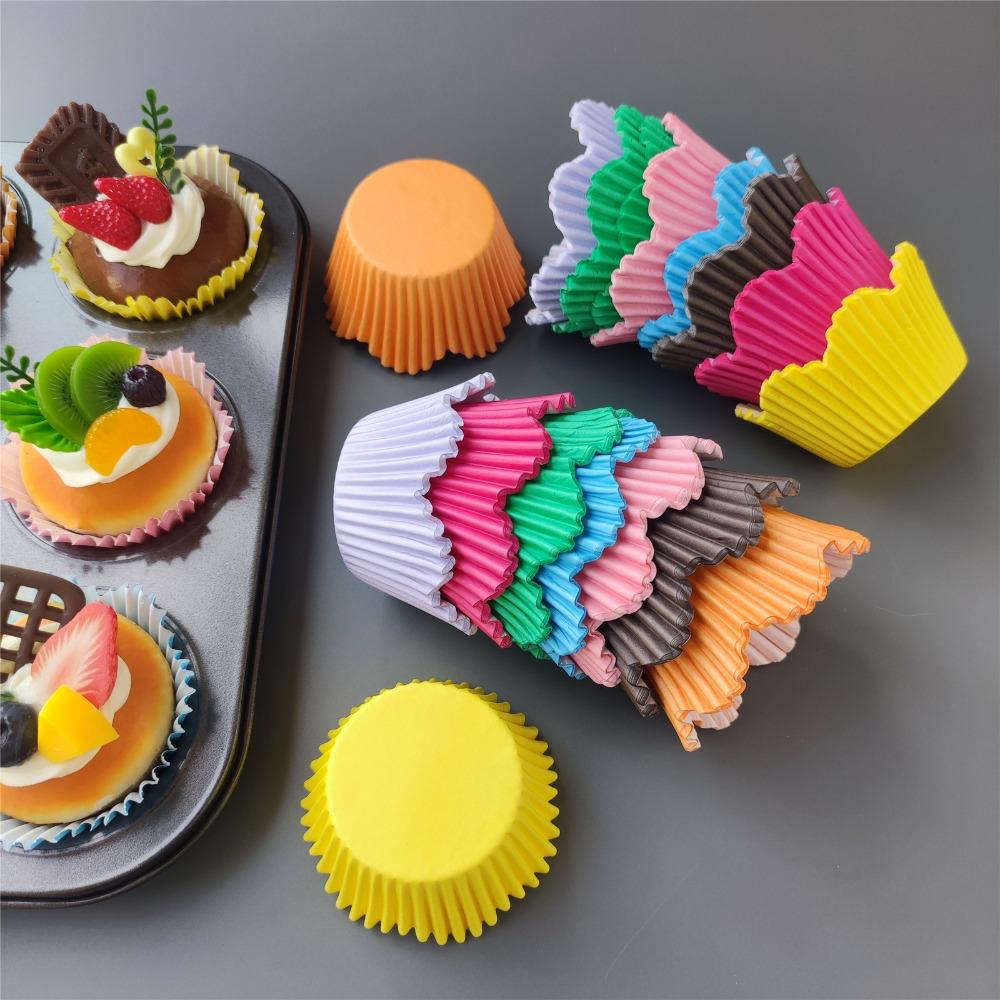 200pcs Cake Cup Liners, Oil-Proof Cake Cups, Flower Shape Design in Assorted Colors, Perfect for Cookies and Cakes